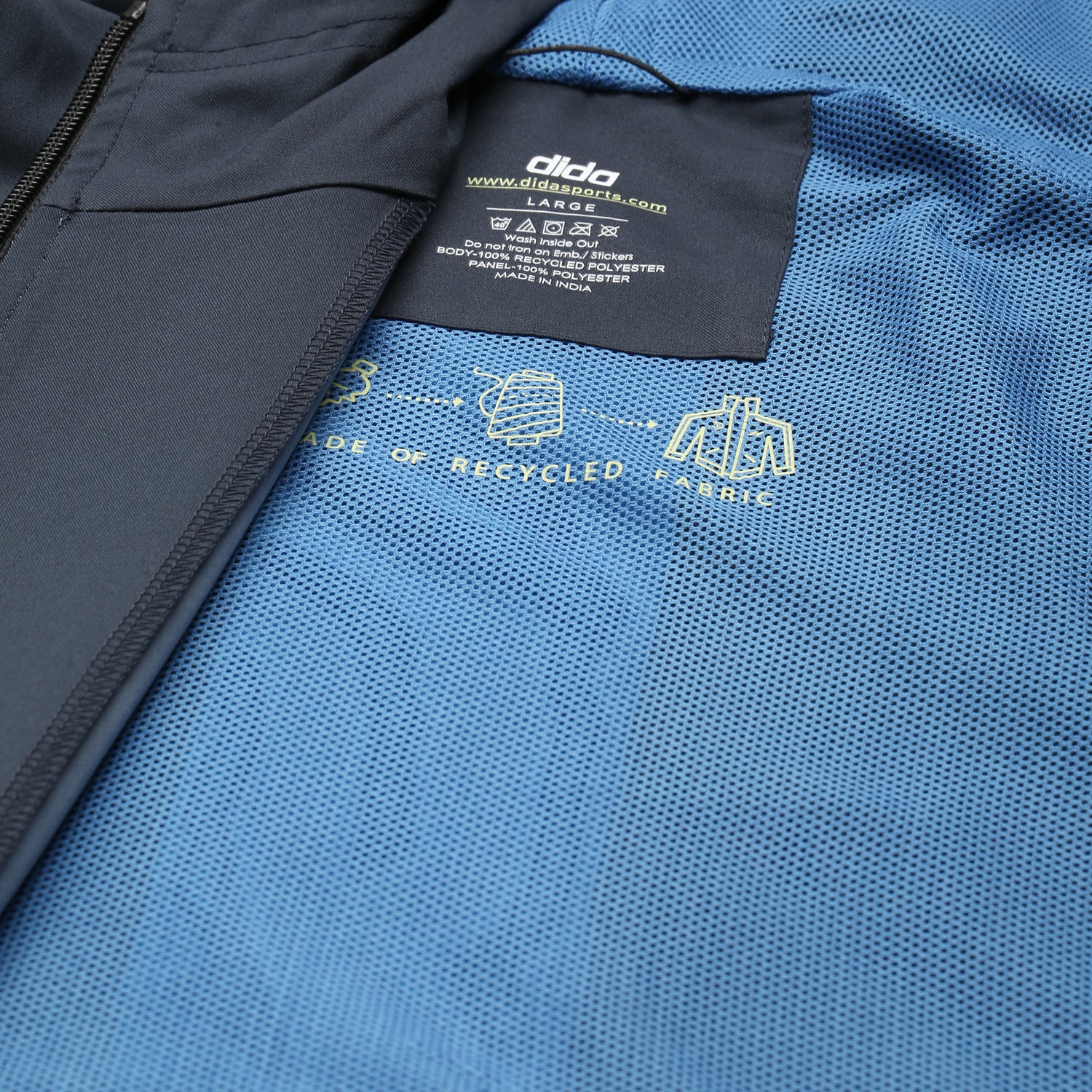 Recycled Light Weight Running Vent Jacket with Hood  - Men