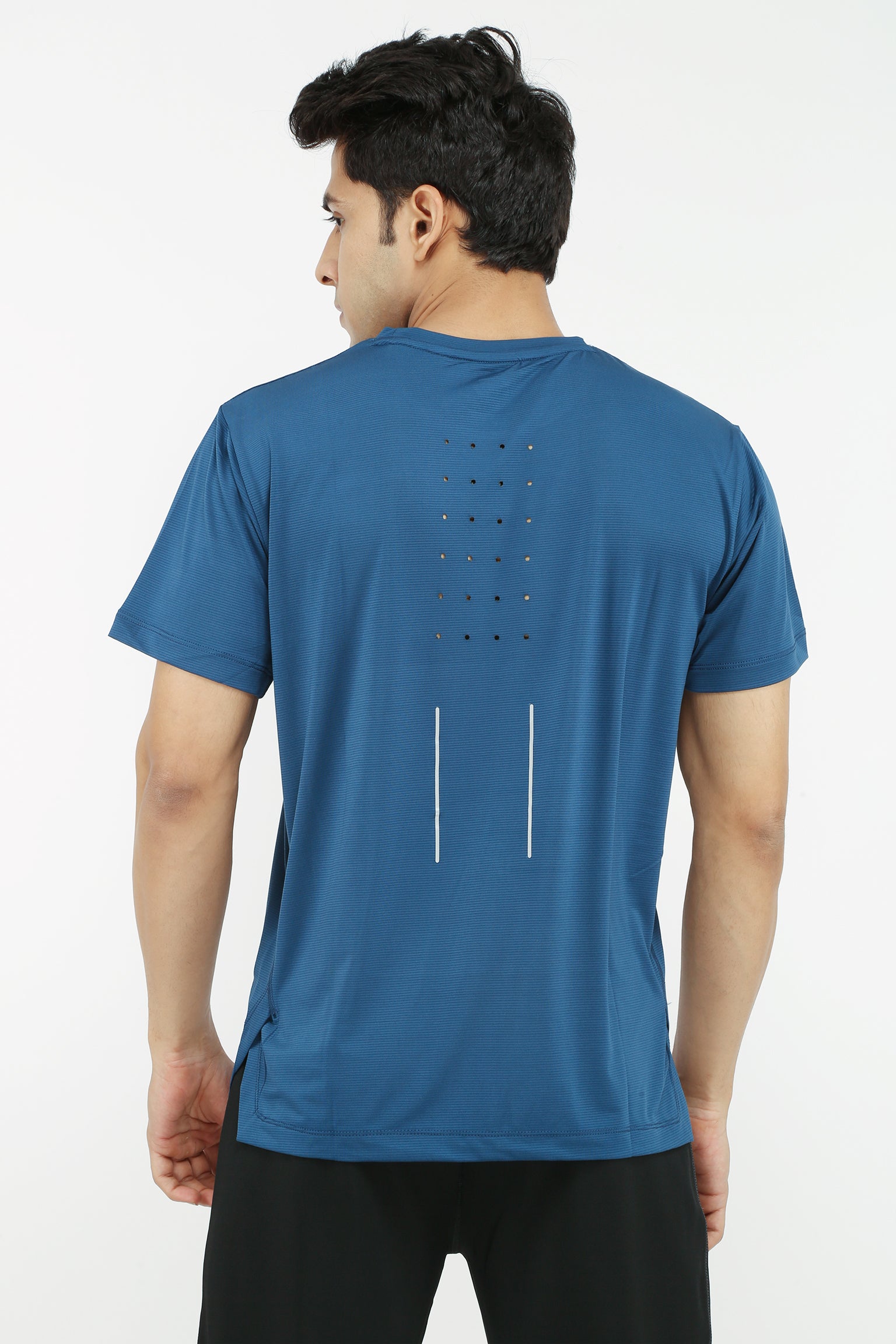 Round Neck T-Shirt with Vent Holes - Men